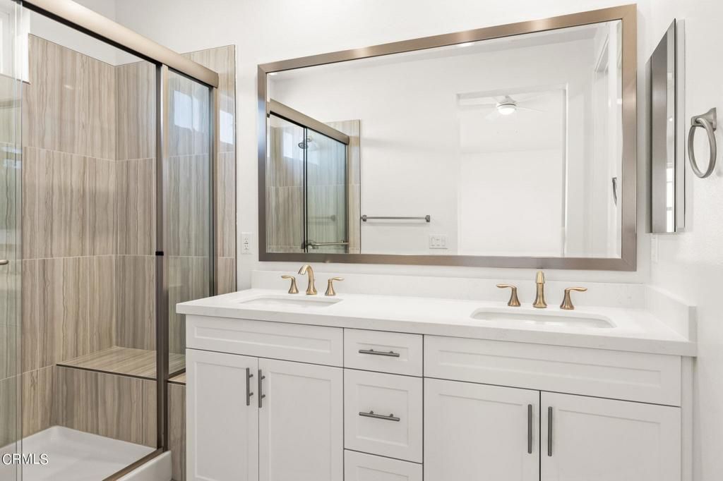 listing image 130723130180573966066