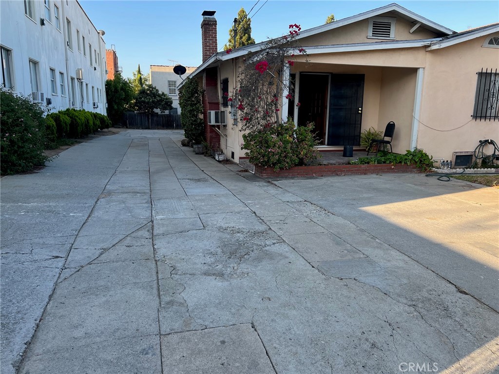 4920 W Fountain Avenue