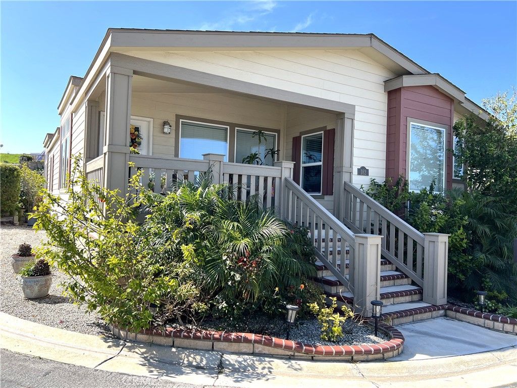 listing image 0