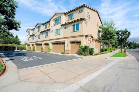 A home in Azusa