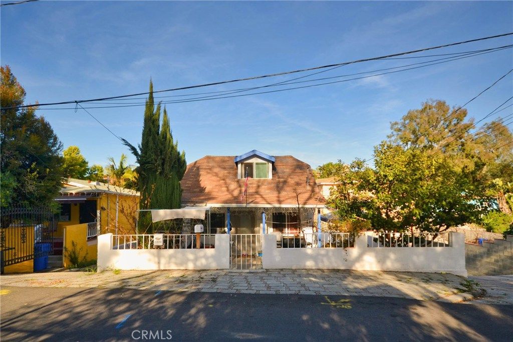listing image 130729044934626867526