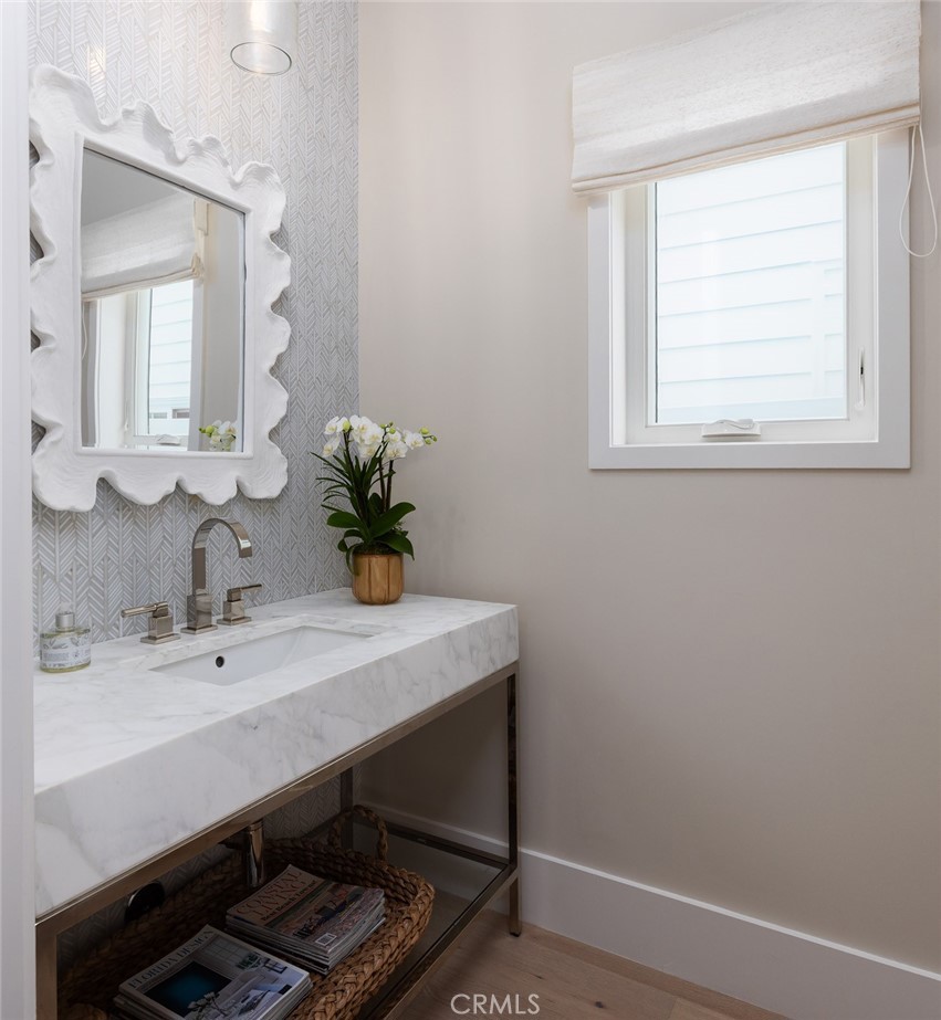 Corona del Mar South of PCH (CDMS) - Residential