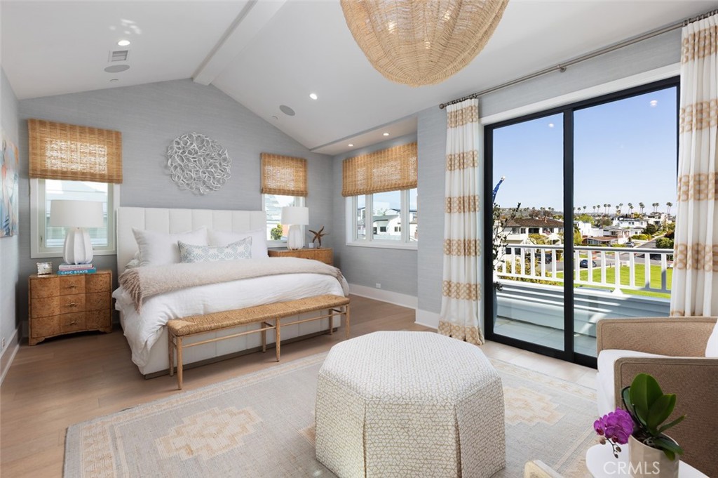 Corona del Mar South of PCH (CDMS) - Residential