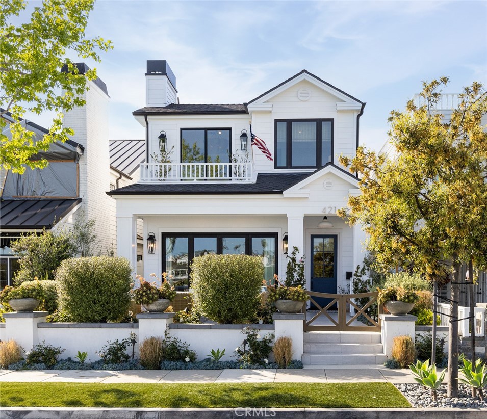 Corona del Mar South of PCH (CDMS) - Residential