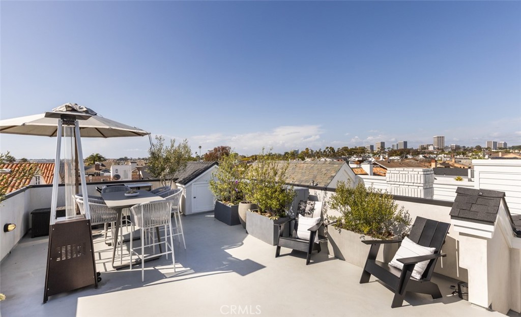 Corona del Mar South of PCH (CDMS) - Residential