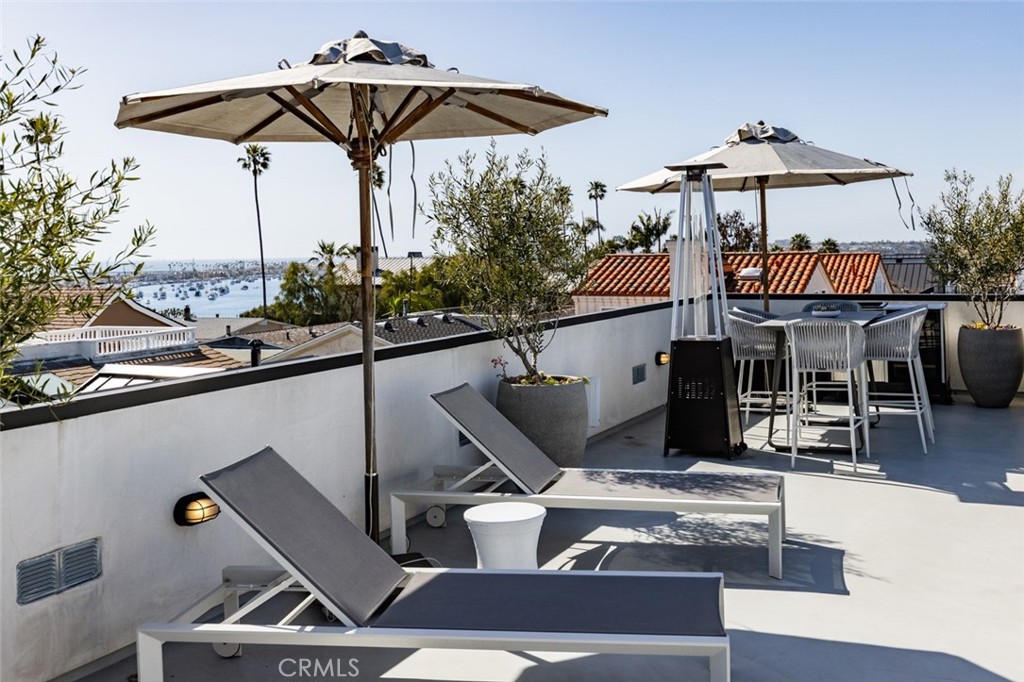 Corona del Mar South of PCH (CDMS) - Residential