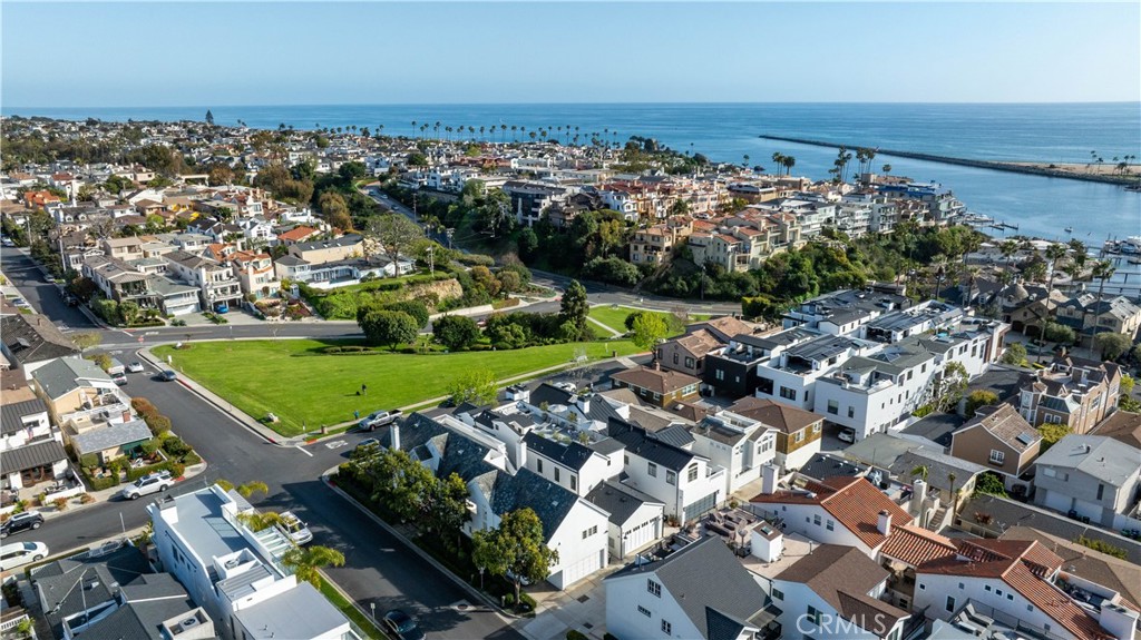 Corona del Mar South of PCH (CDMS) - Residential