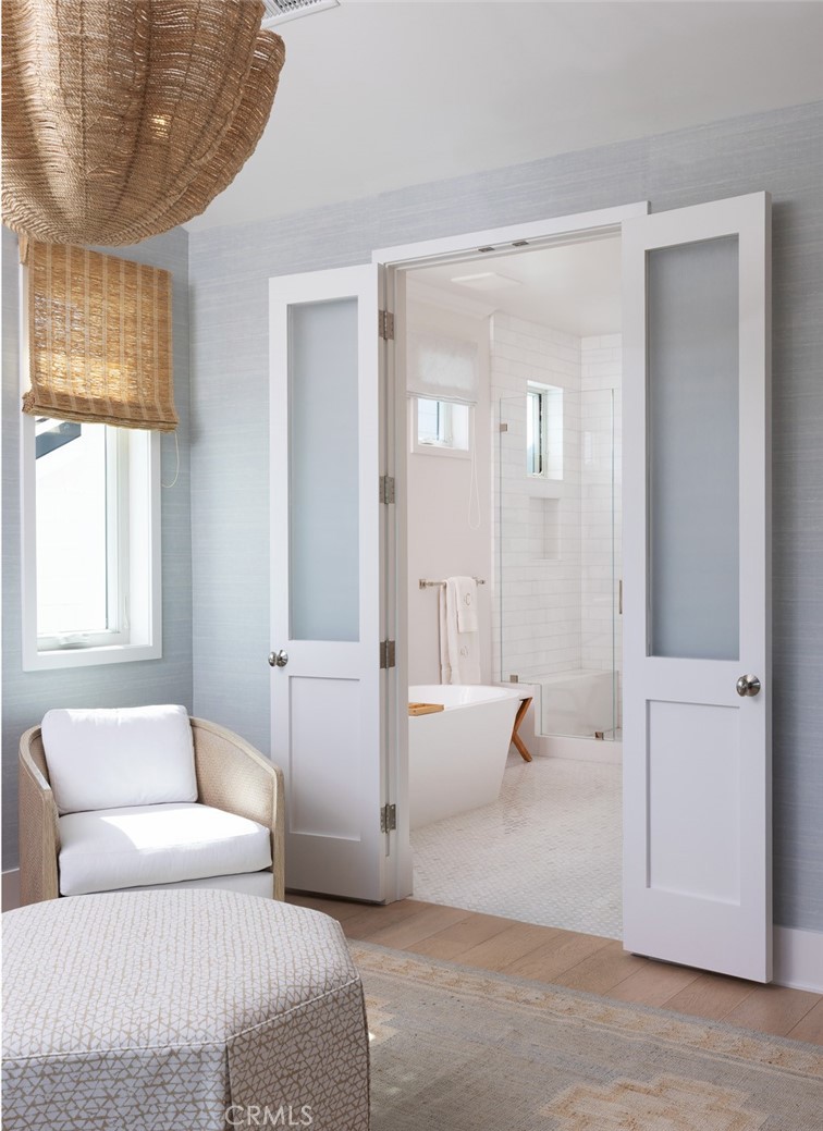 Corona del Mar South of PCH (CDMS) - Residential