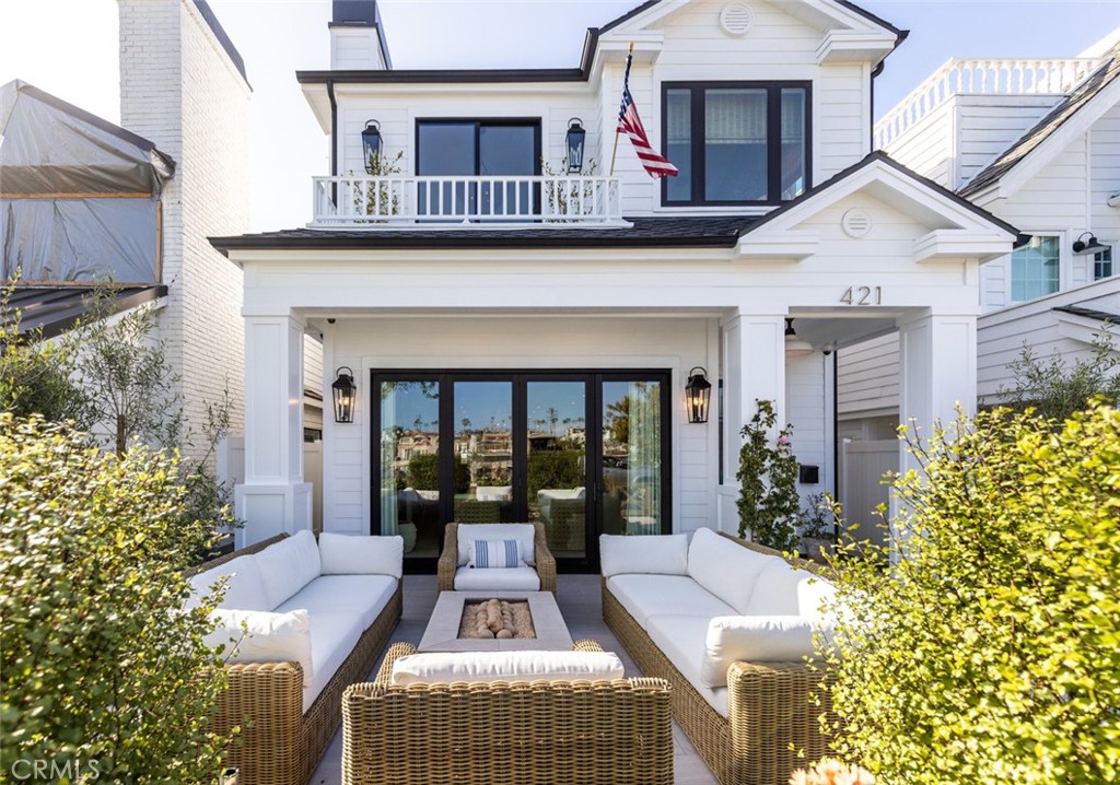 Corona del Mar South of PCH (CDMS) - Residential