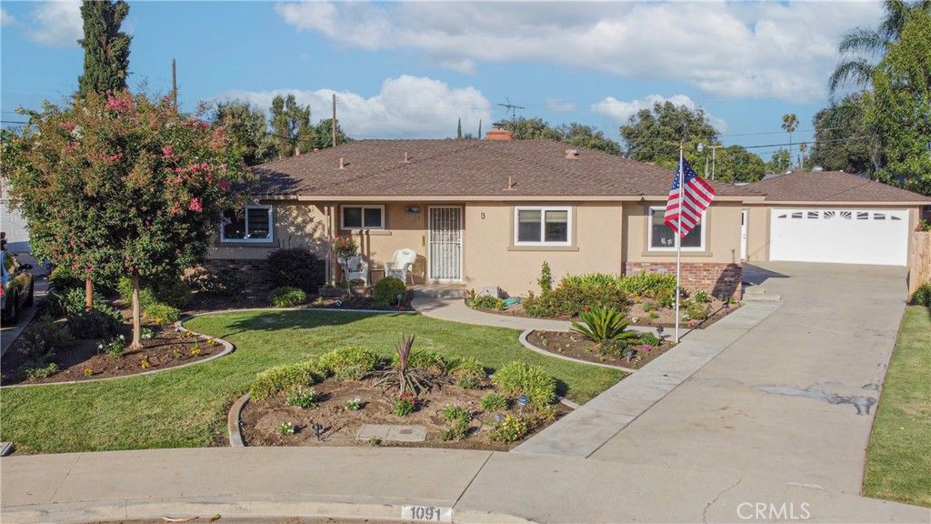 listing image 130725533367648538200