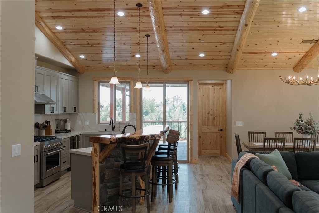 1658 Tuolumne Road