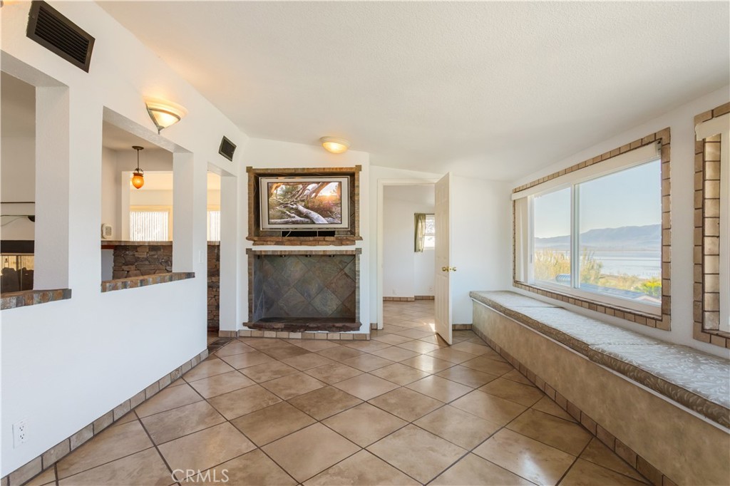 Photo 21 of 56 of 1310 W Lakeshore Drive house
