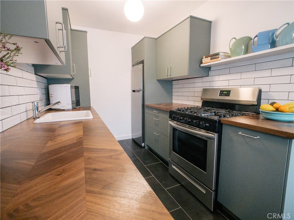 listing image 130728713356317451428