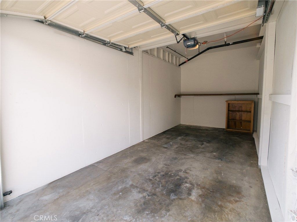 listing image 130725283863469336101