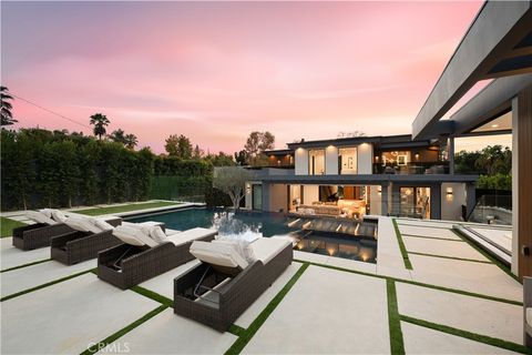 A home in Tarzana