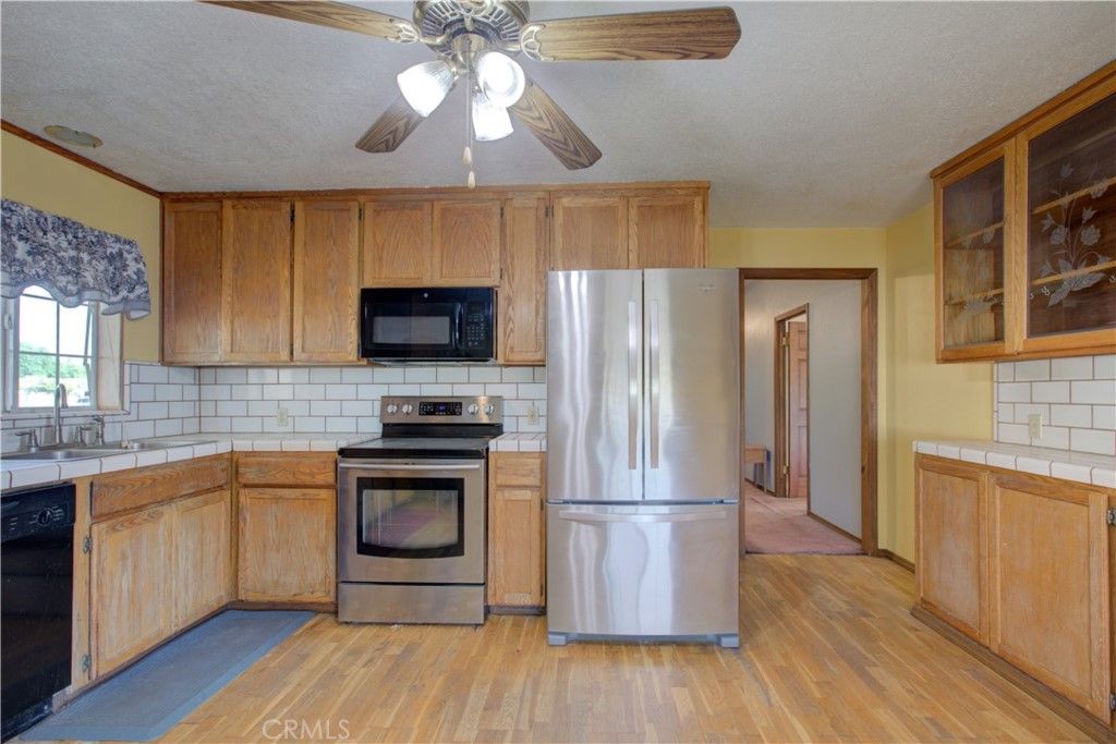 listing image 130723916672372509196