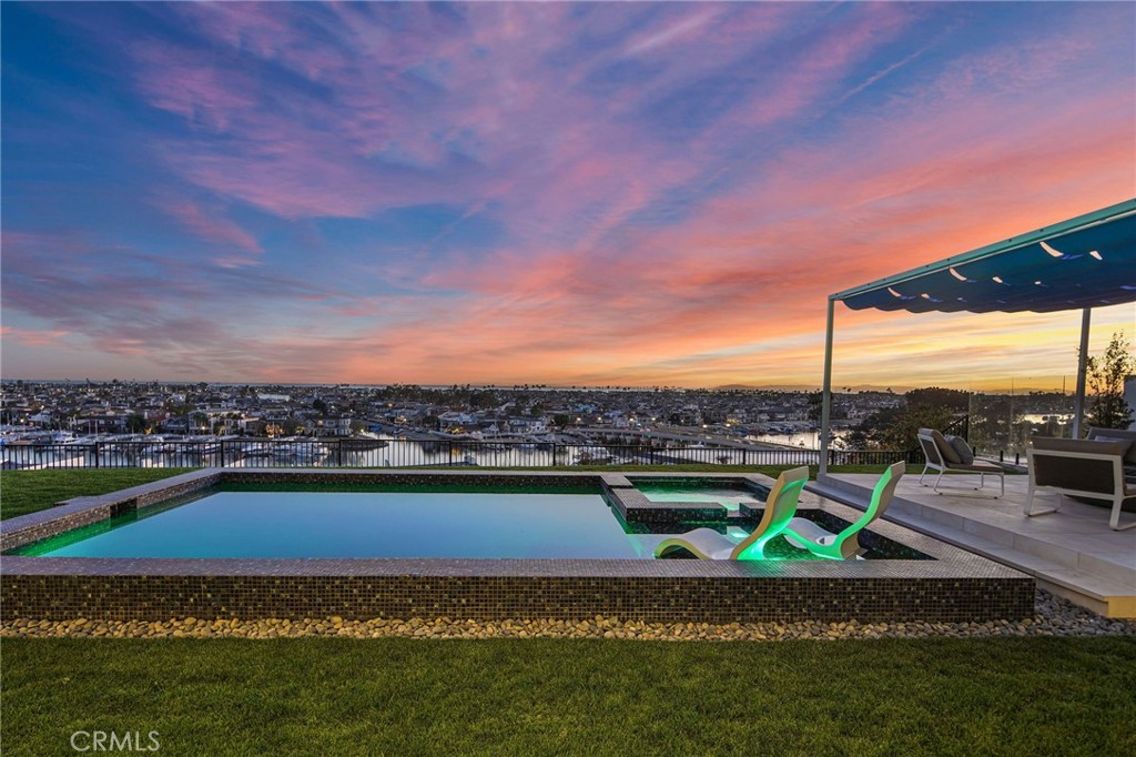 1207 Dolphin Terrace