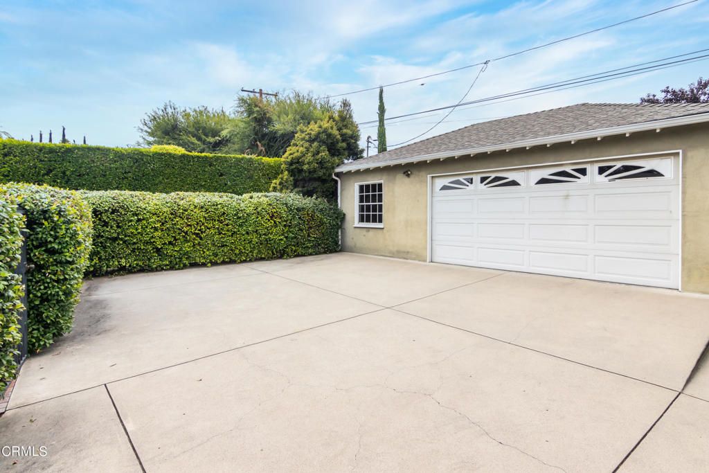 listing image 130727108102179458230