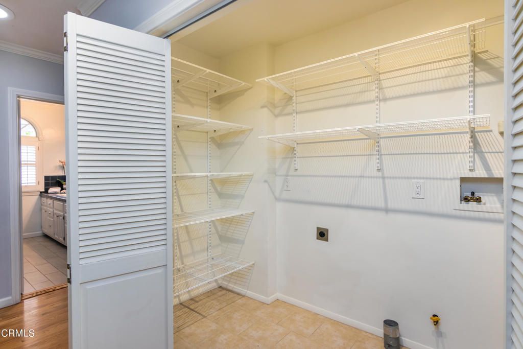 listing image 130721221074512425749