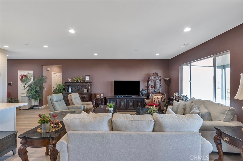 553 Chalakat Court