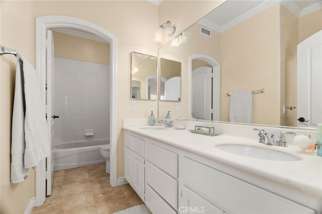 Twin Oaks - Residential