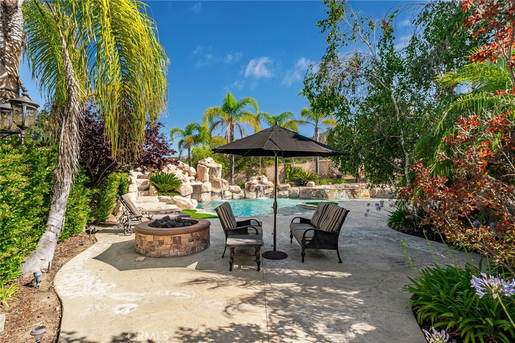 Twin Oaks - Residential