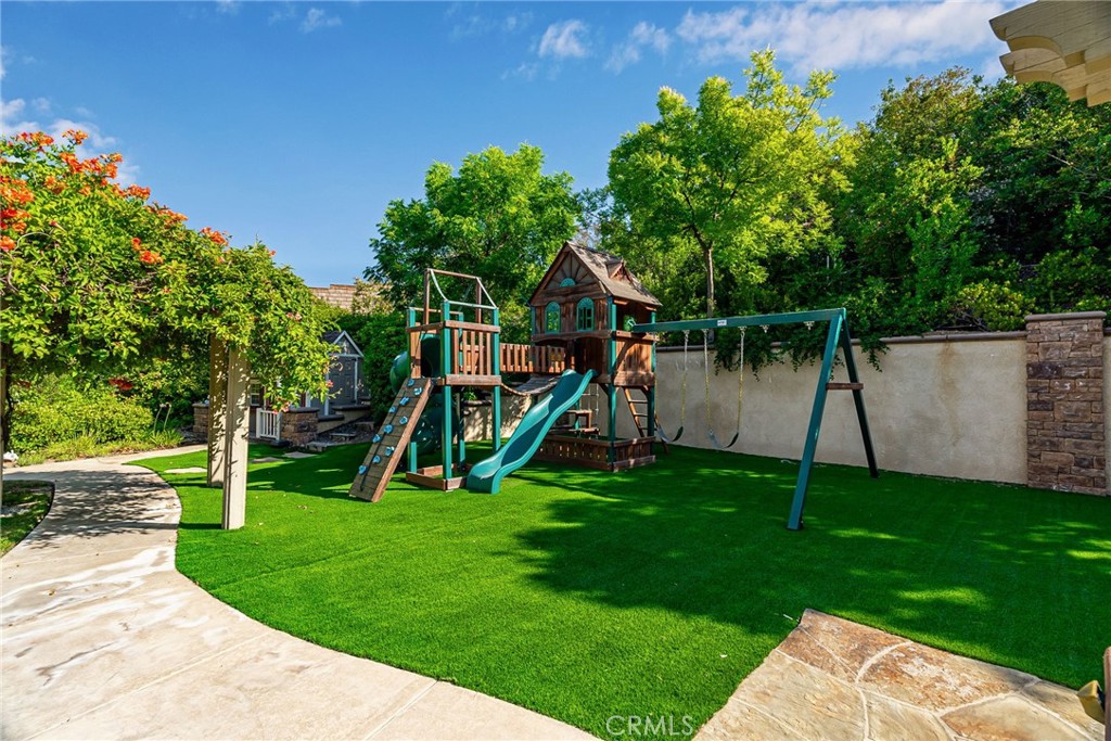 Twin Oaks - Residential