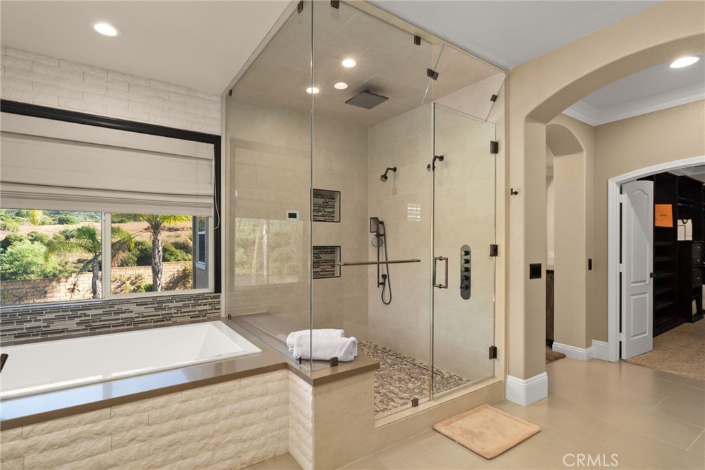 Twin Oaks - Residential