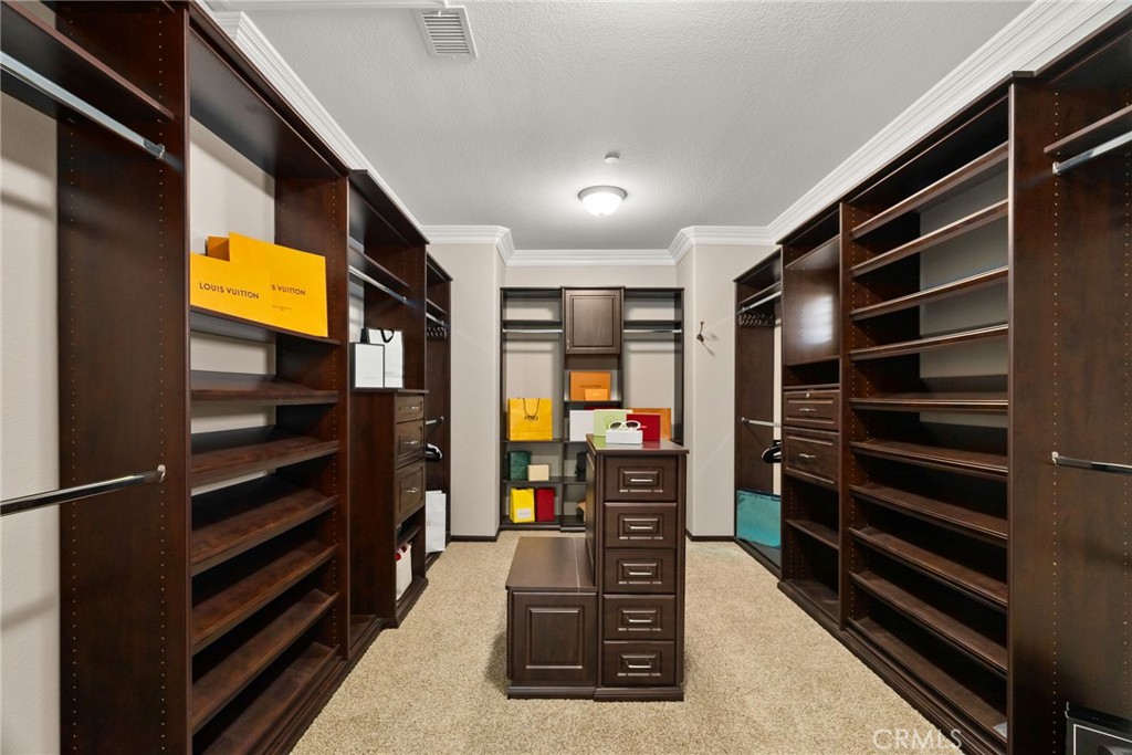 Twin Oaks - Residential