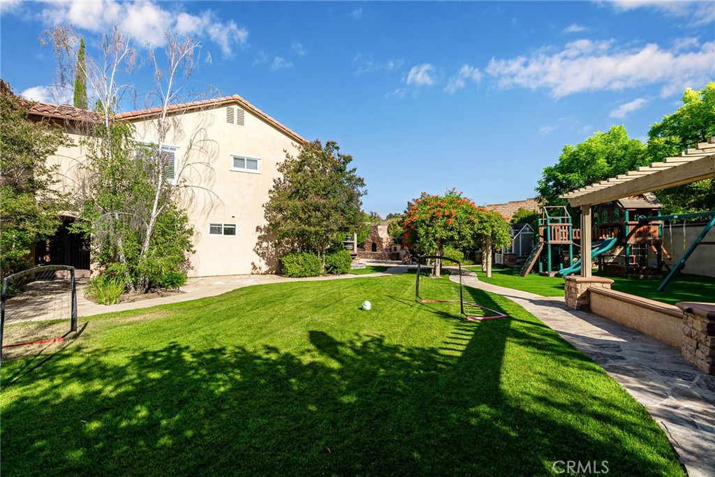 Twin Oaks - Residential