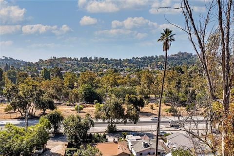 Photo of 300 S Avenue 58, Highland Park, CA 90042 (MLS # PF25035489)