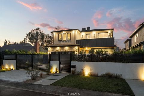 A home in Studio City