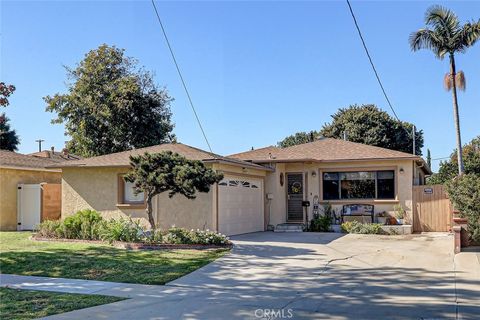 A home in Lomita