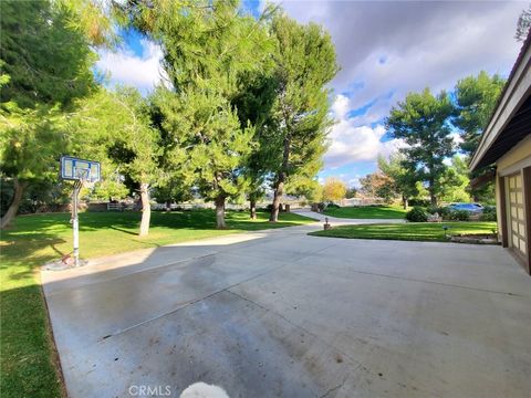 A home in Agua Dulce