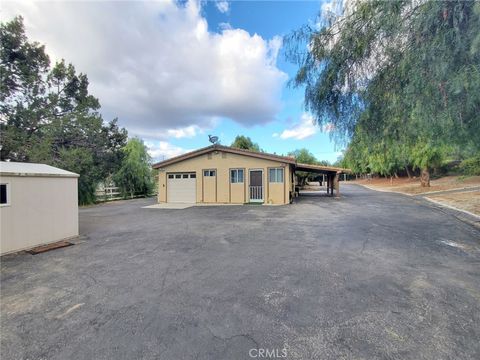 A home in Agua Dulce