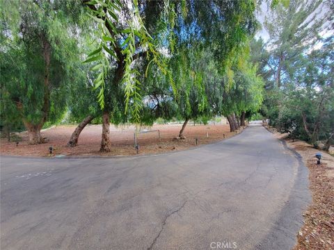 A home in Agua Dulce