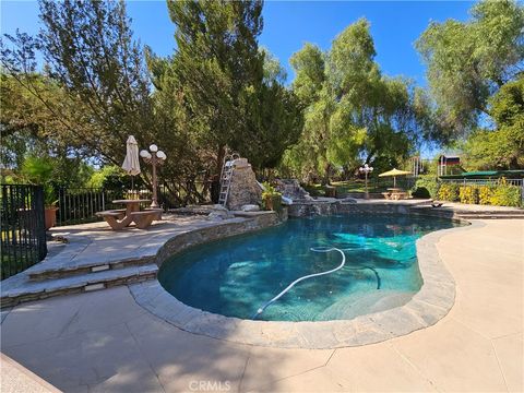 A home in Agua Dulce