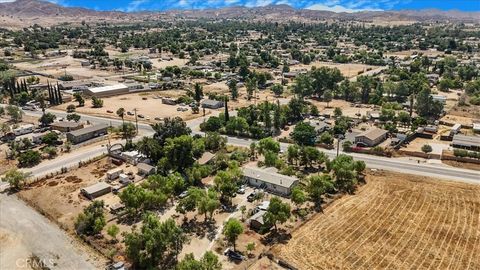 A home in Perris