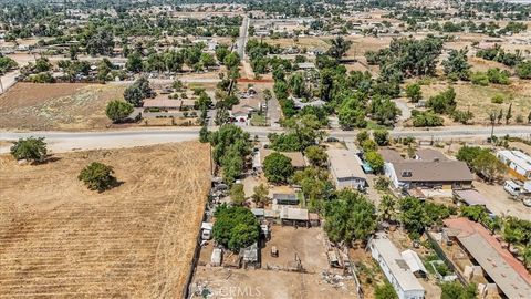 A home in Perris