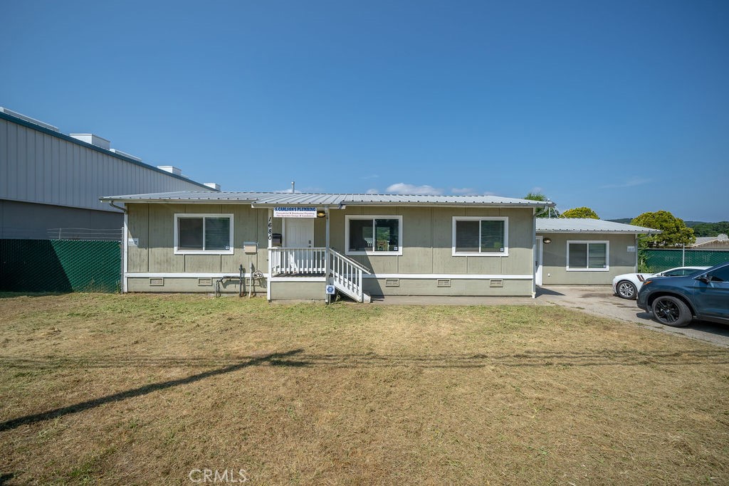 1680 El Camino Real