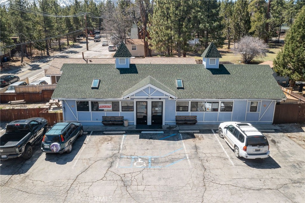 - Commercial Lease