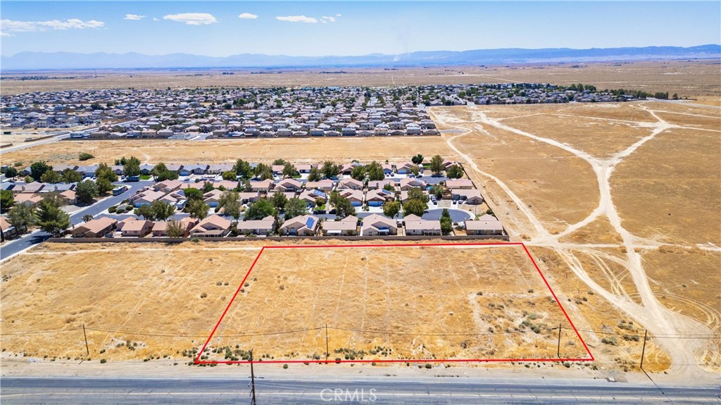 Commercial Land Parcel. Great Location. Builders and Developers Do not pass this up. Get your Builders on this. Opportunity Is Knocking.
