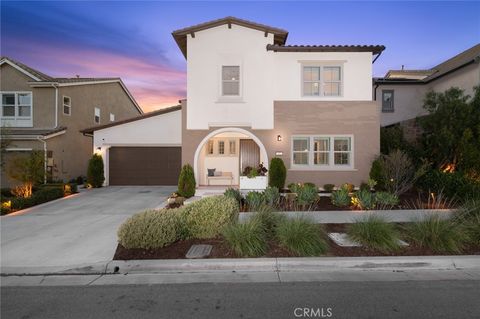 113 Pixel Irvine CA 92618