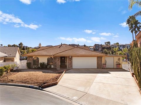 A home in Canyon Lake