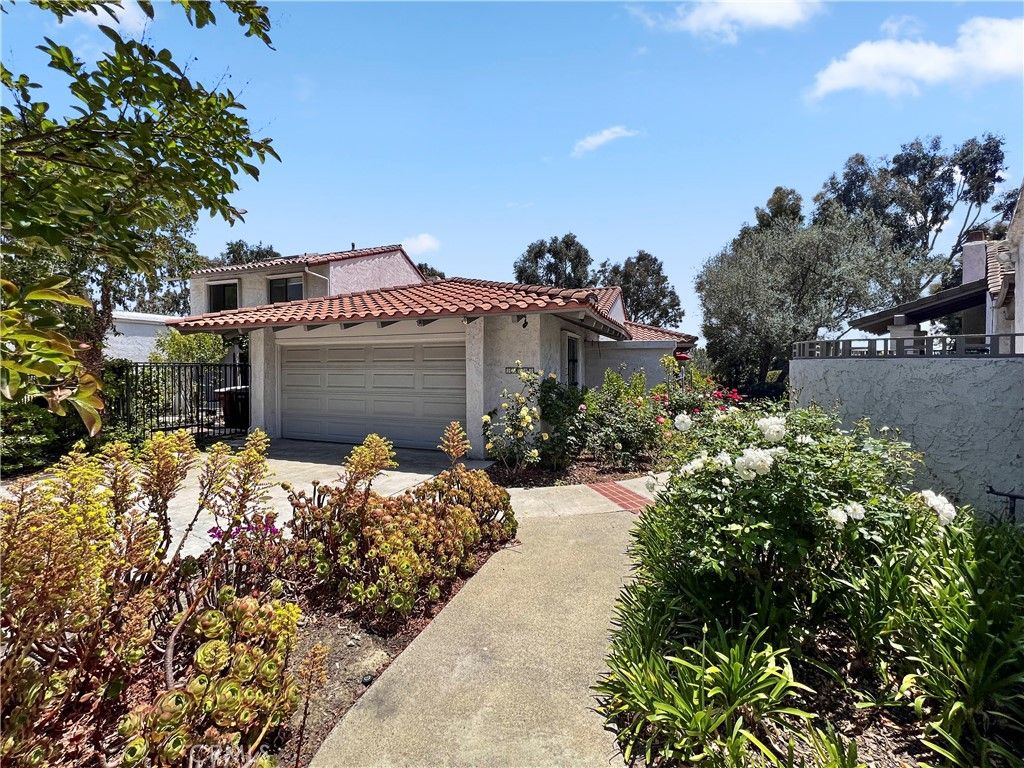 listing image 130722082277396825177