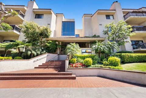 A home in Playa Del Rey