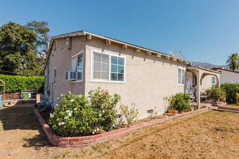 A home in Sunland