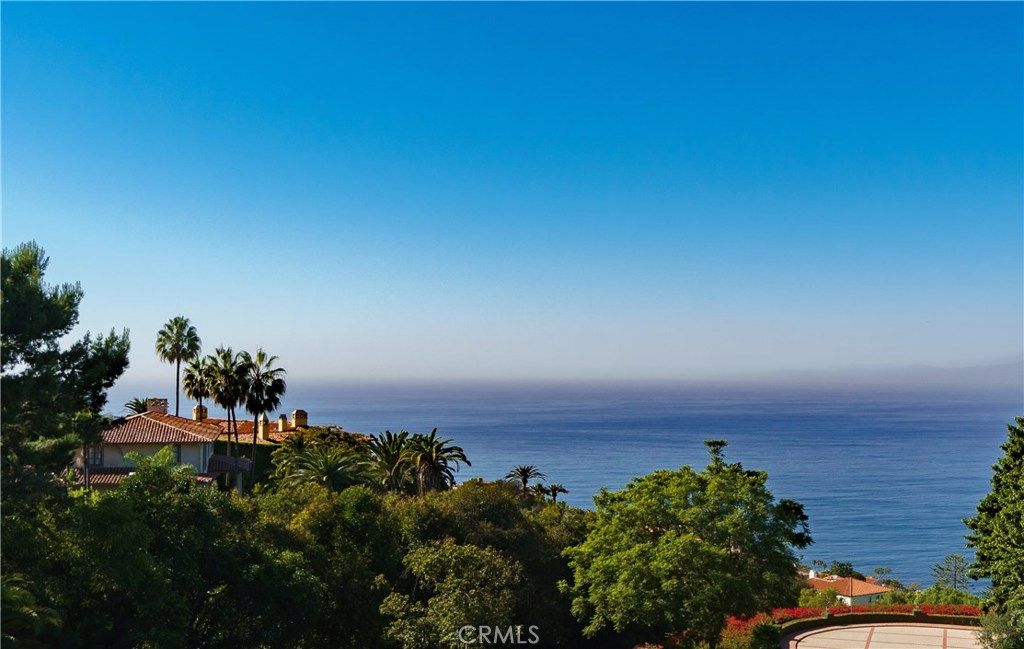 listing image 130727217742137041216