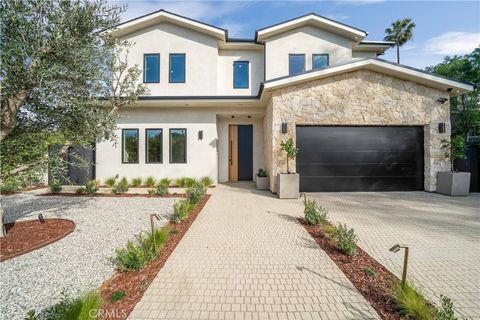 5454 Buffalo Avenue Sherman Oaks CA 91401