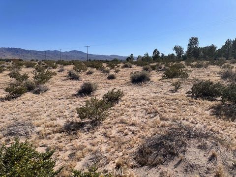 Photo of 0 Manatee, Newberry Springs, CA 92365 (MLS # HD24092205) Photo of 0 Manatee, Newberry Springs, CA 92365 (MLS # HD24092205)